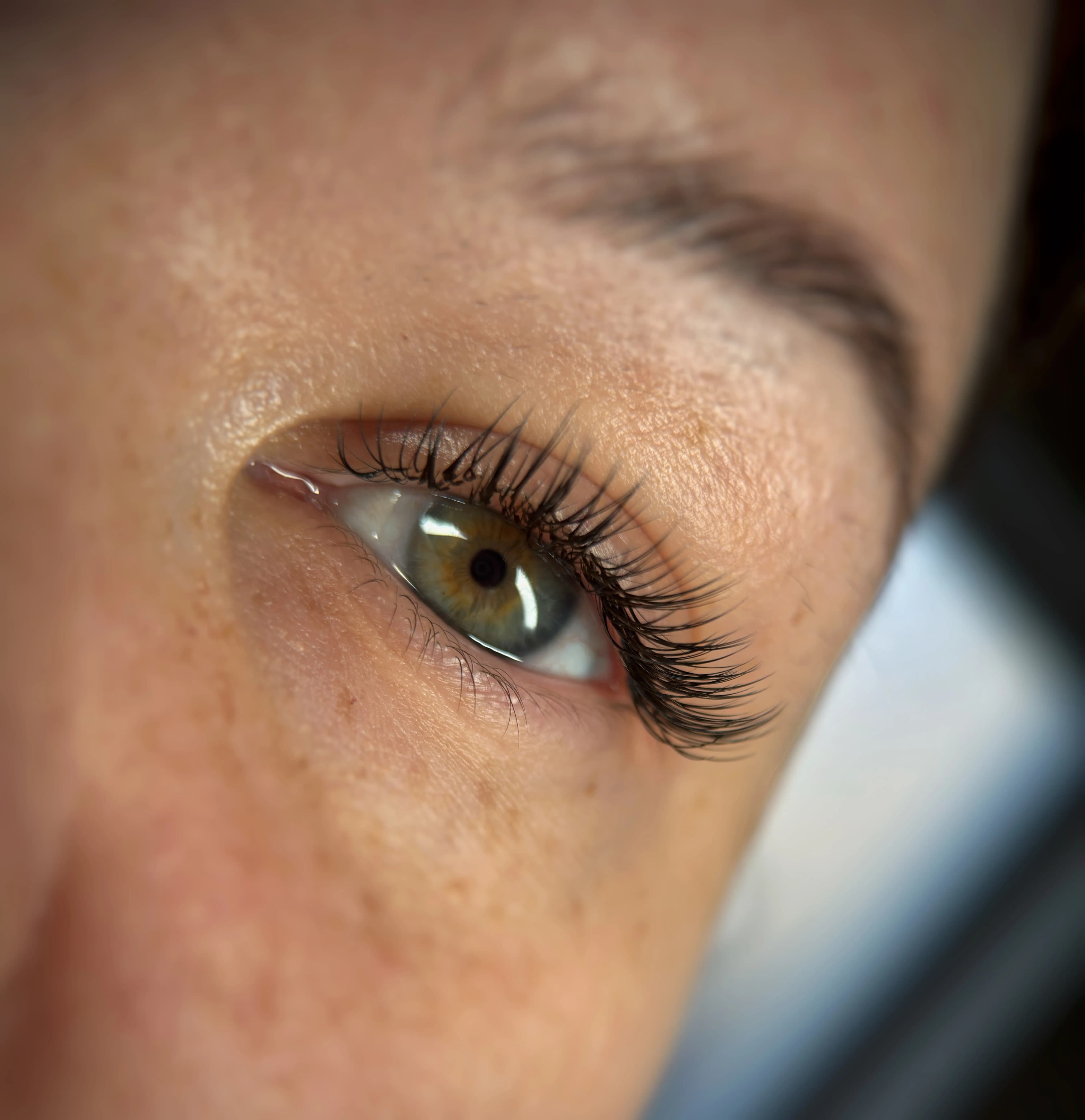 Stylizacja rzęs Noblu Beauty Room Kraków